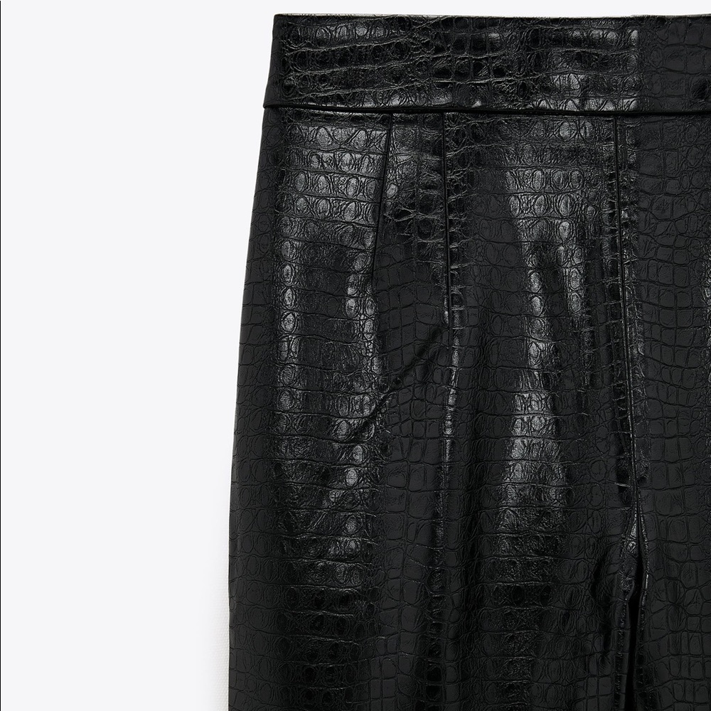 ZARA ANIMAL PRINT FAUX LEATHER SKINNY FIT TROUSERS - Picture 6 of 6